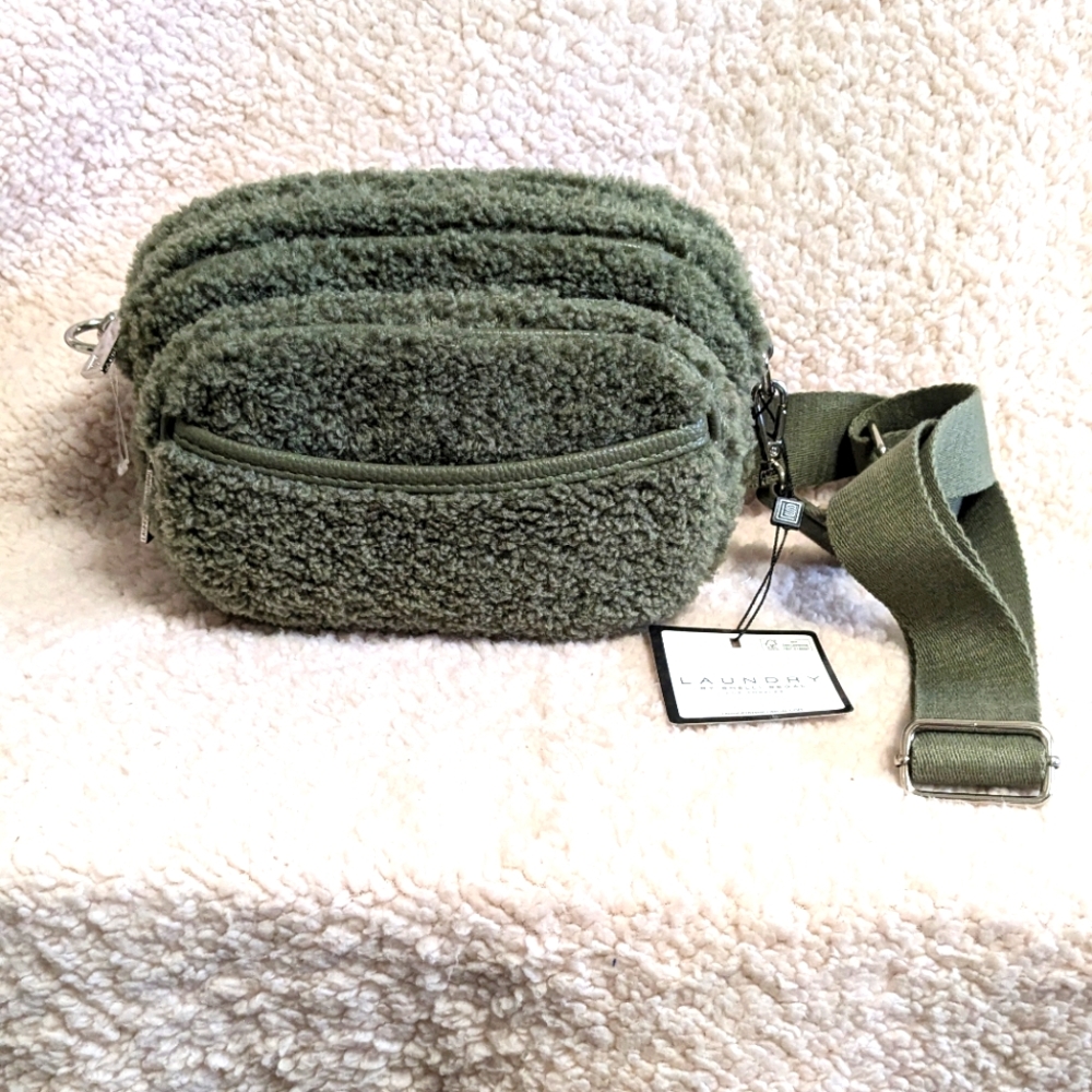 NWT Laundry by Shelli Segel green Sherpa crossbody bag